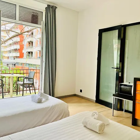 By Lr - Self Check In Apartmanhotel
