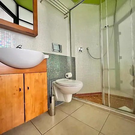 Apartmanhotel By Lr - Self Check In