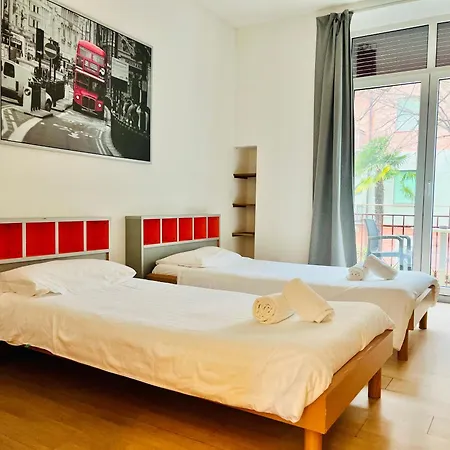 By Lr - Self Check In Apartmanhotel *